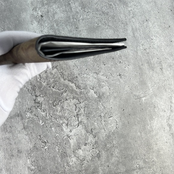 Passport Case In Signature Canvas Gunmetal/Tan - Picture 9 of 12